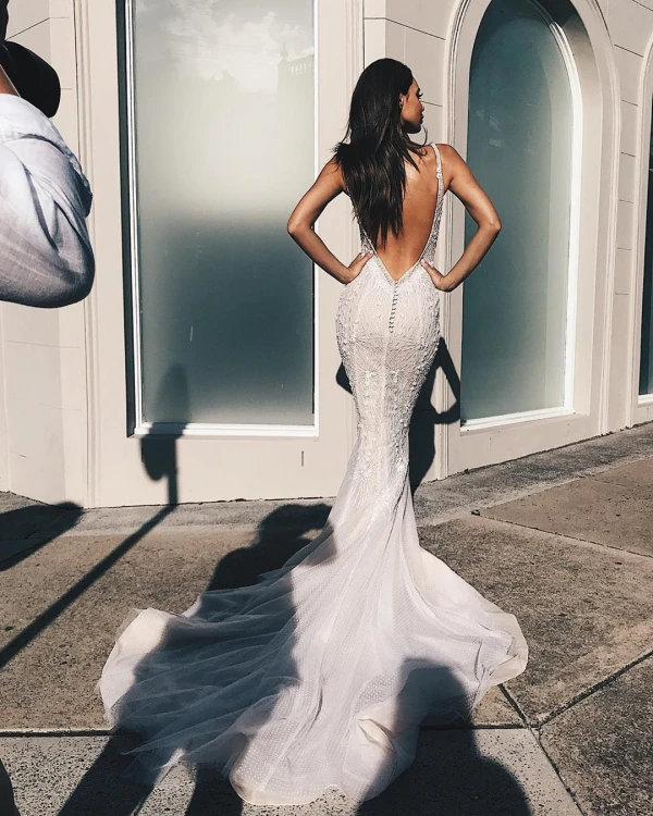Vestidos de novia de sirena con tren
